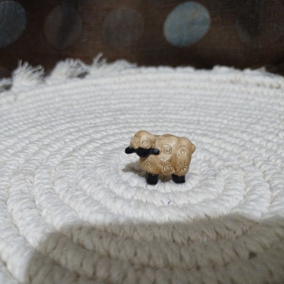 Suzi Skoglund Nativity Set 1994 - Picture 8 of 16